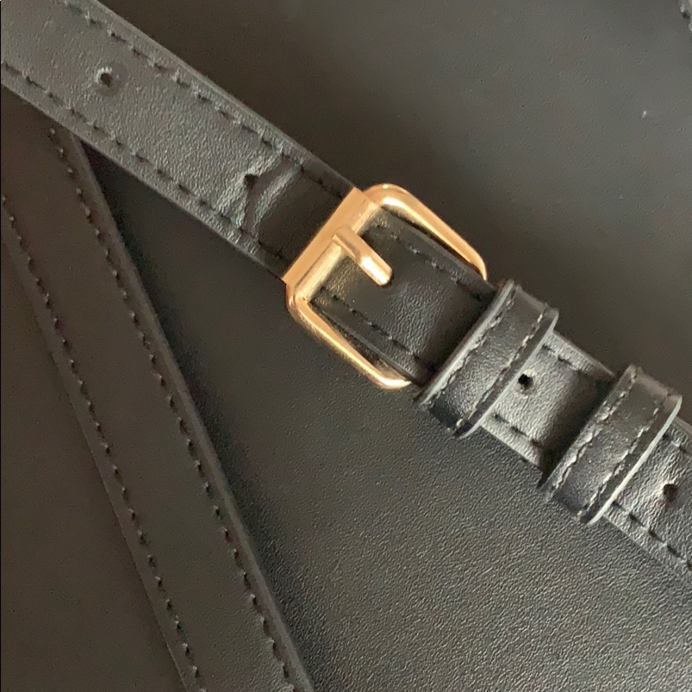 Black Small Backpack W Adjustable Straps - image 3